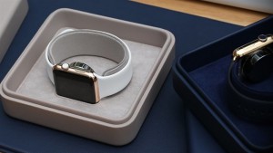 Apple dừng tặng kèm củ sạc 5W cho Apple Watch và Apple Watch Hermès