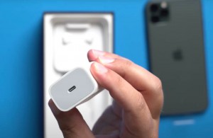 Những "gương xấu" Apple tạo ra: các hãng khác chê, nhưng rồi lại học theo