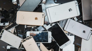 Tương lai iPhone sẽ được sản xuất hoàn toàn từ vật liệu tái chế