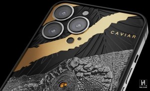 Chiếc điện thoại iPhone 13 đính mảnh răng khủng long T-Rex; giá 9.000 USD