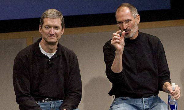 tim cook & Steve Jobs
